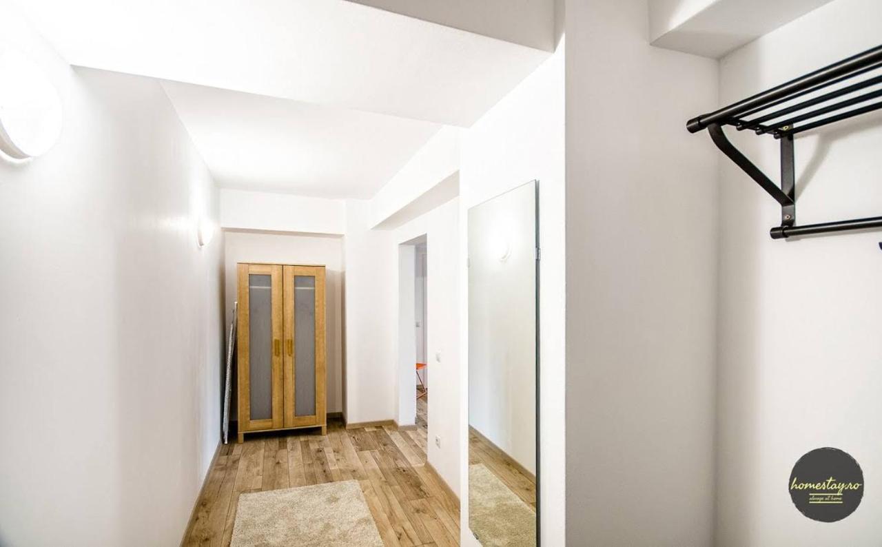 Homestay Otopeni Bagian luar foto