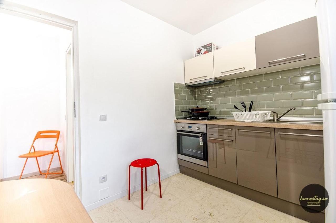 Homestay Otopeni Bagian luar foto