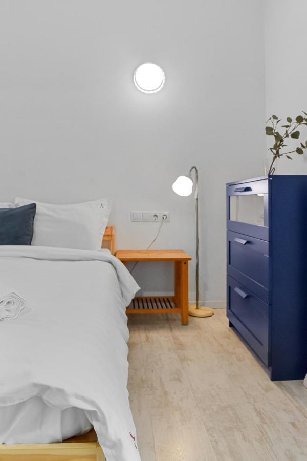 Homestay Otopeni Bagian luar foto