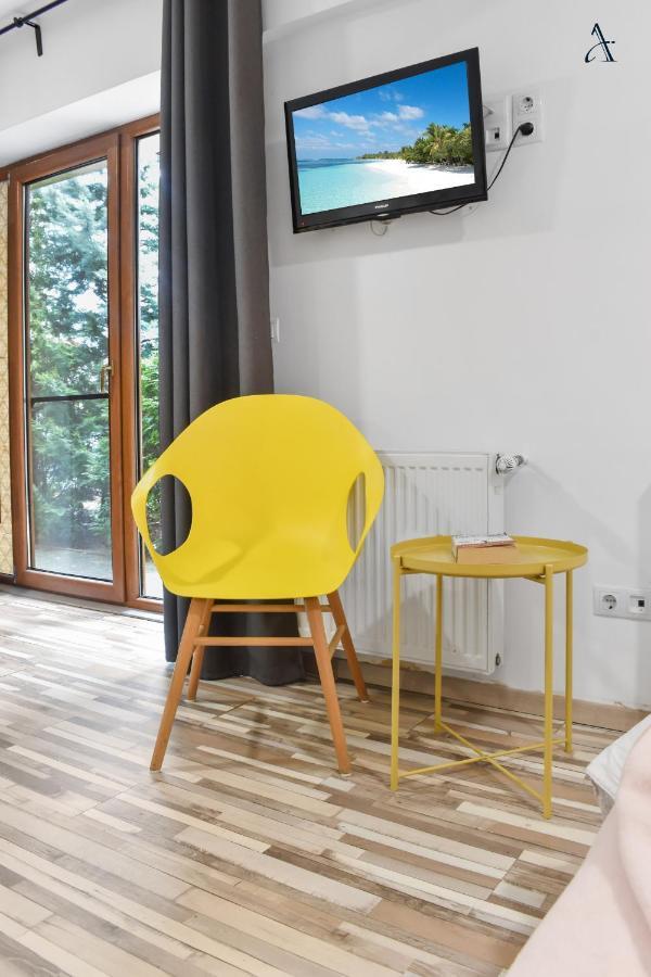 Homestay Otopeni Bagian luar foto