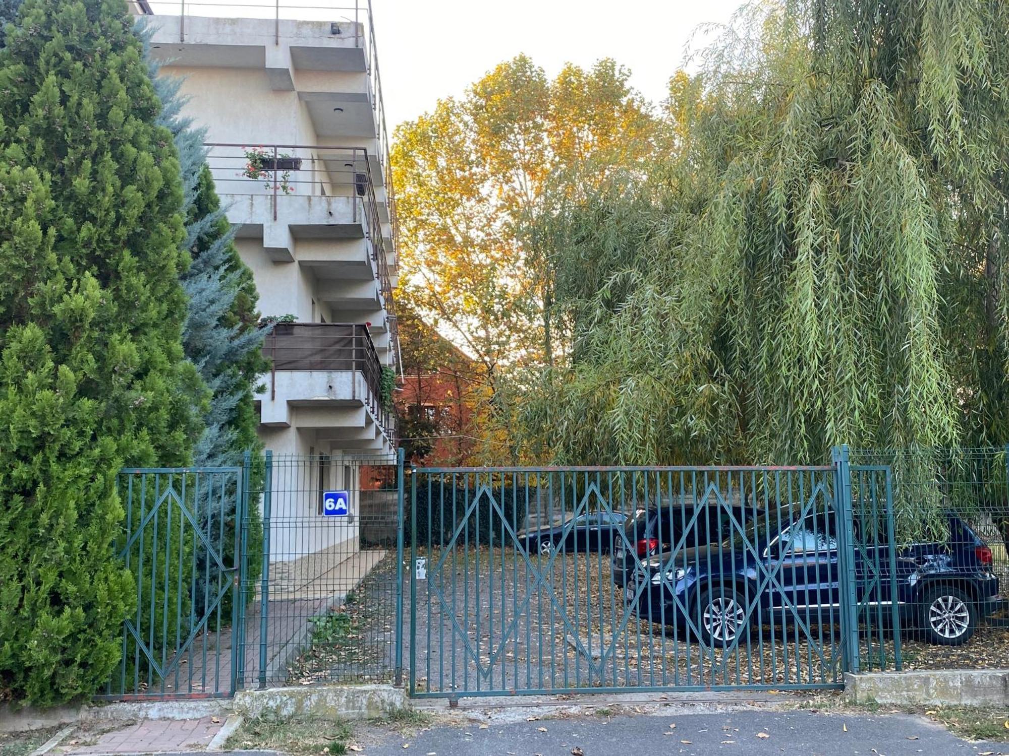 Homestay Otopeni Bagian luar foto